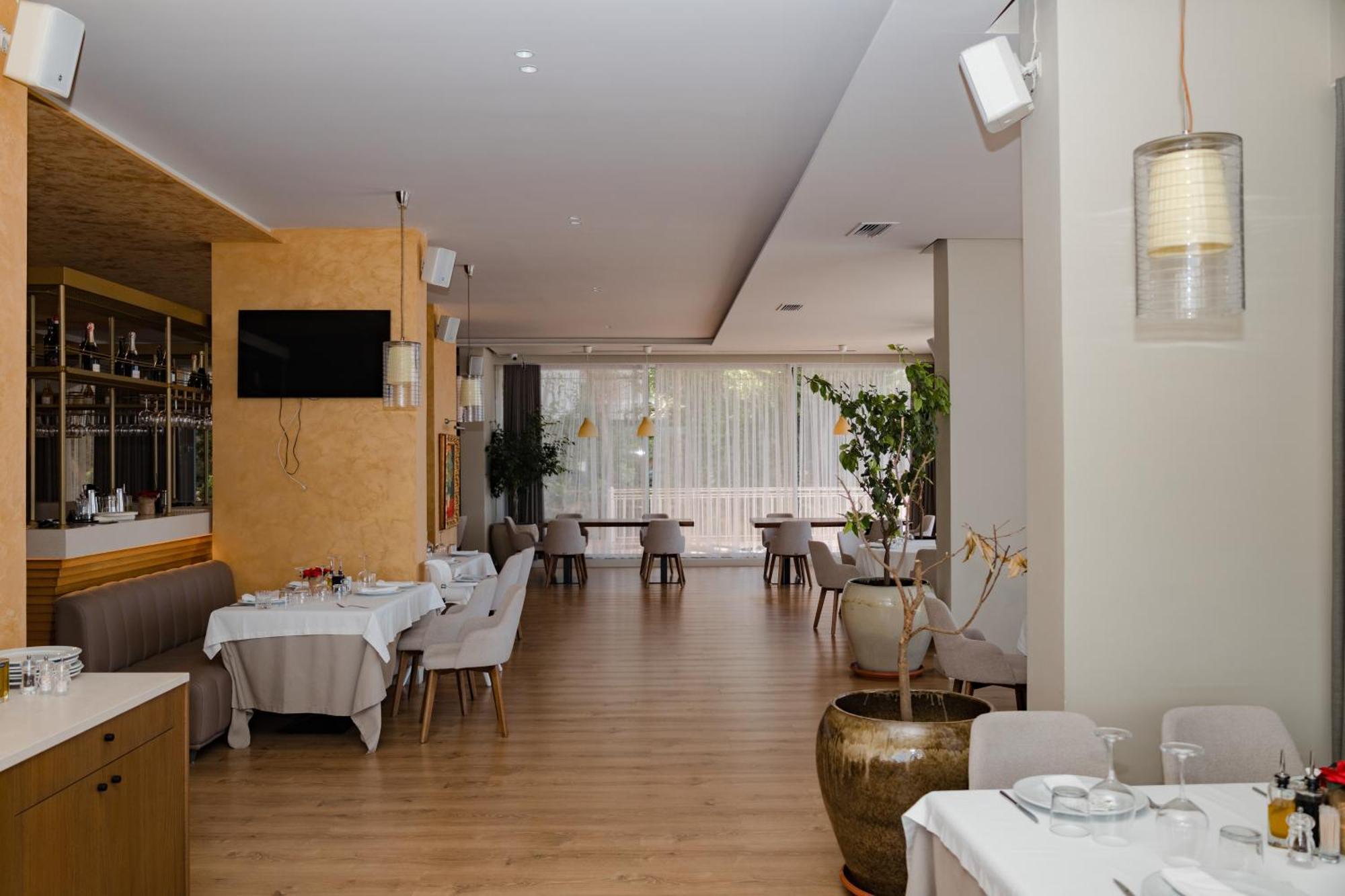 Grand Riviera Blu- Seaside Hotel Radhimë Zewnętrze zdjęcie